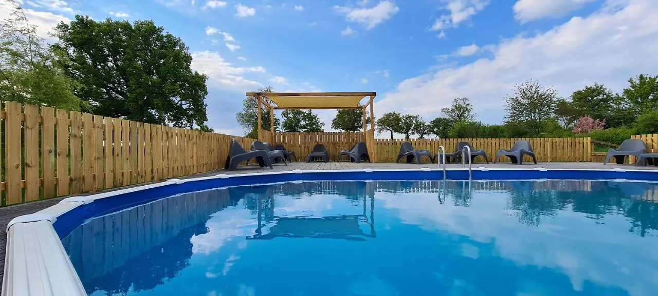 Bed & Breakfast Bed and Breakfast Le Petit Moulin Saint-Hilaire
