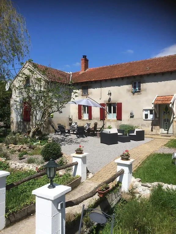 Bed and Breakfast Le Petit Moulin Saint-Hilaire  Bed & Breakfast Saint-Hilaire (Allier)