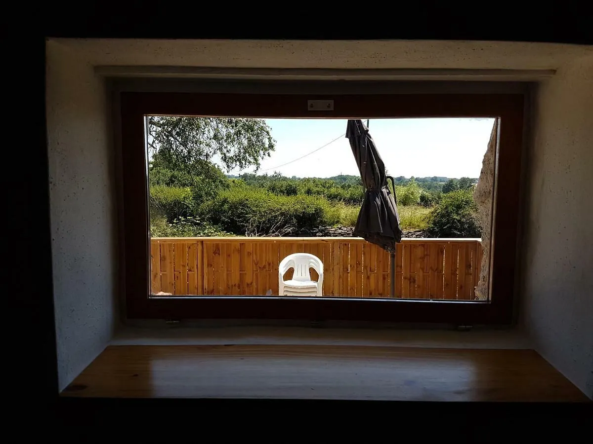 *** Bed & Breakfast Bed and Breakfast Le Petit Moulin Saint-Hilaire  Francie
